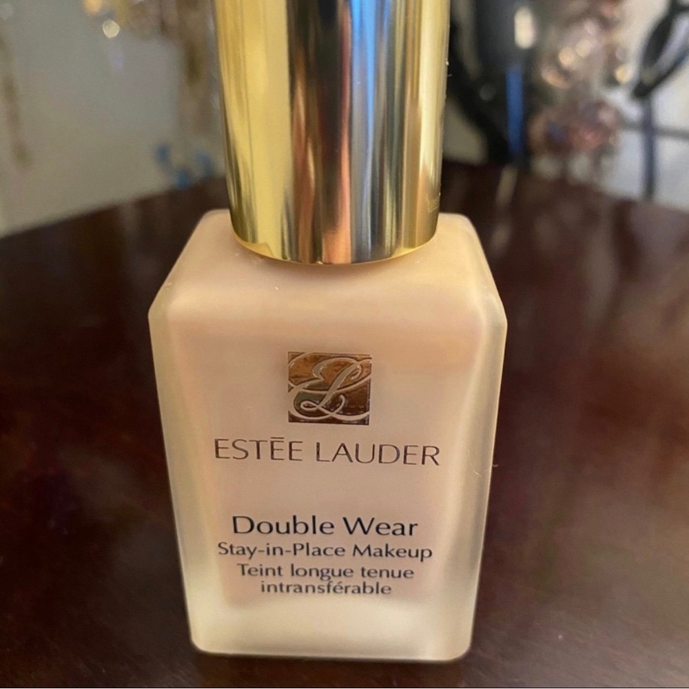 Estée Lauder 2c1